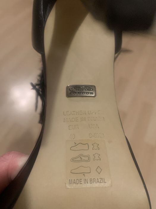 Сандали за купон от бранд  Buffalo