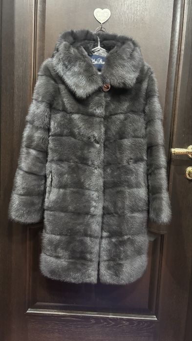 Срочно продается шуба норковая в отличном состоянии