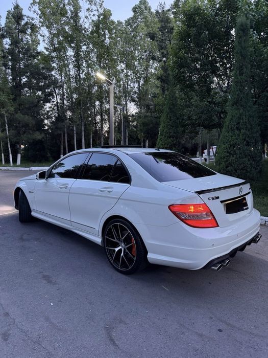Mercedes benz W204
