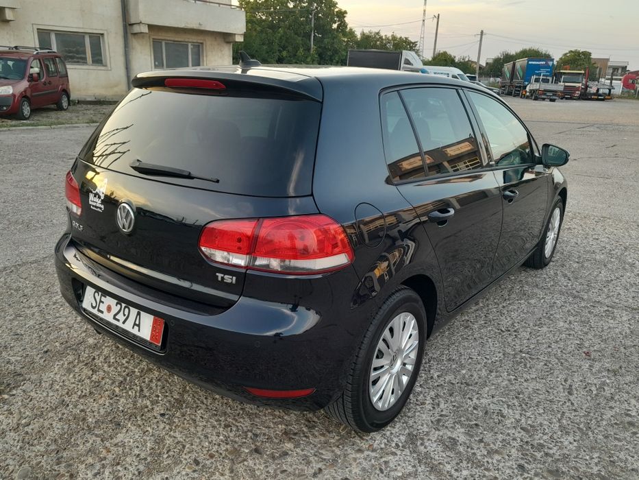 Volkswagen Golf Style