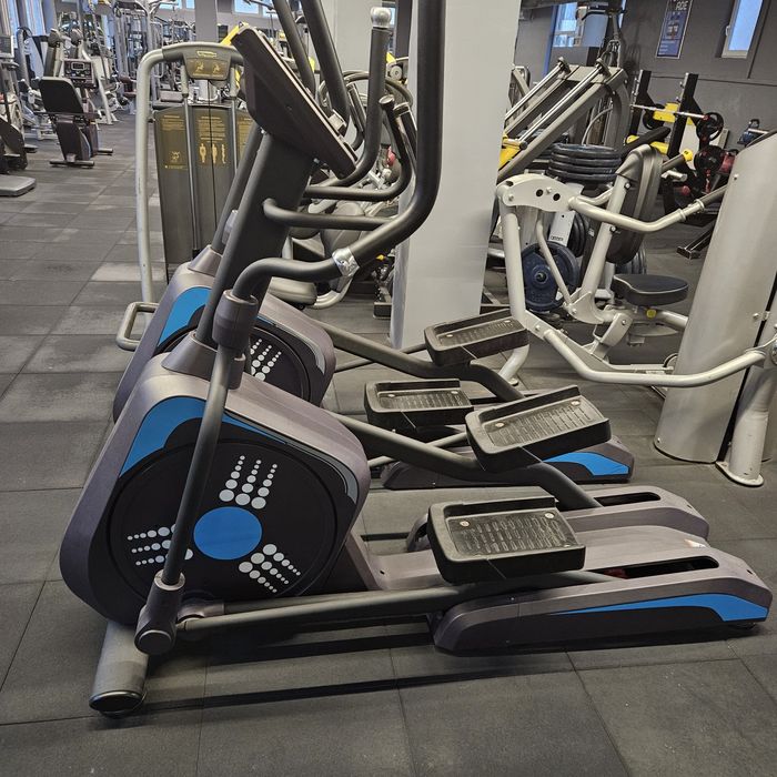 Stairclimber, crosstrainer, bicicleta. Aparatura profesionala  fitness