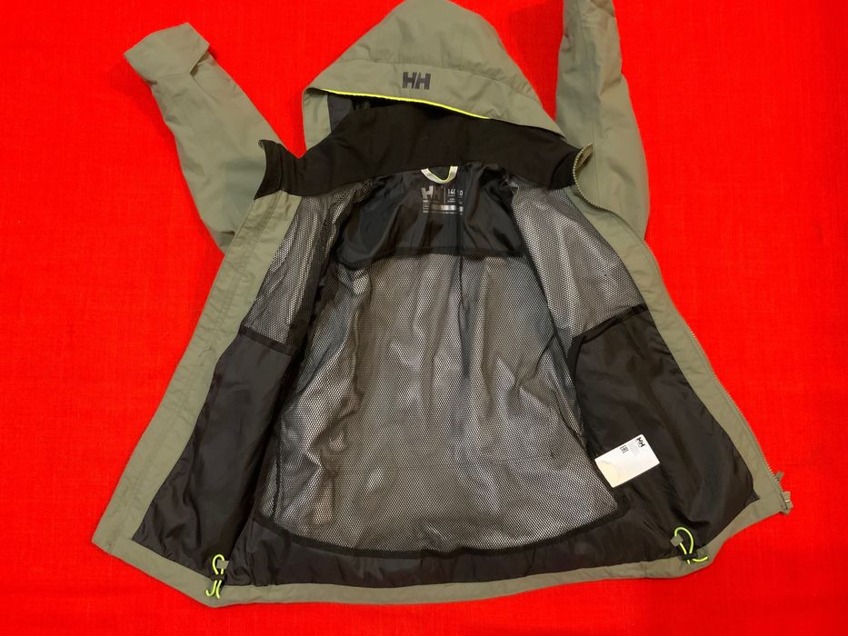 Helly Hansen-оригинално яке 10г или 140 см