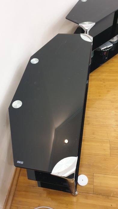 Тумбы по телевизор