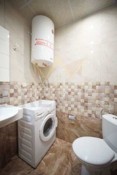 Продава се Двустаен апартамент в Поморие - 64 кв.м за 877 €/кв.м - Снимка #9