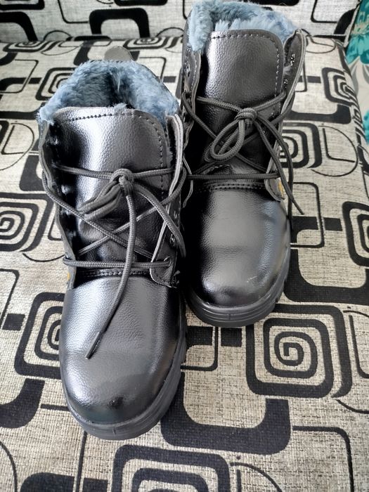 Продается обувь рабочая