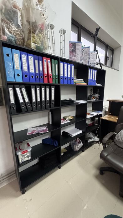 Ресепшен с полками