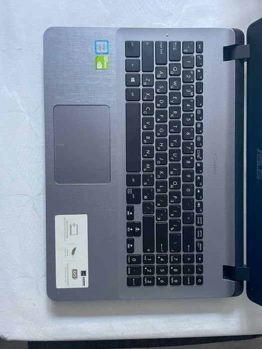 ASUS VivoBook ноутбук | Core i3-7020U