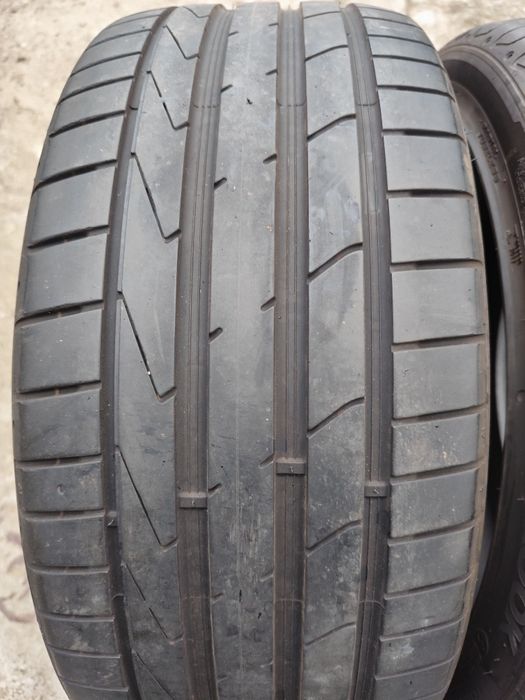 2 anvelope de vara 235-40-19 hankook