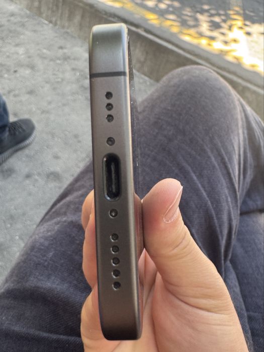 Iphone 17 black / 256gb / 45ц / Esim
