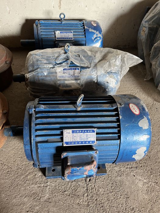 Электродвигатель на 220V-380V