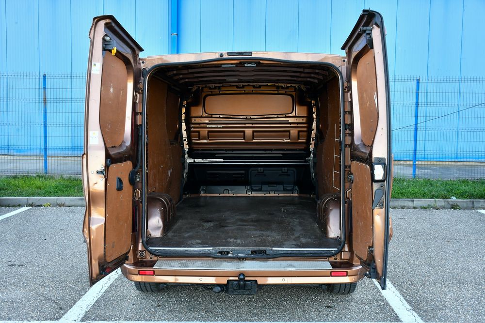 OPEL Vivaro 2015 — imagine 4