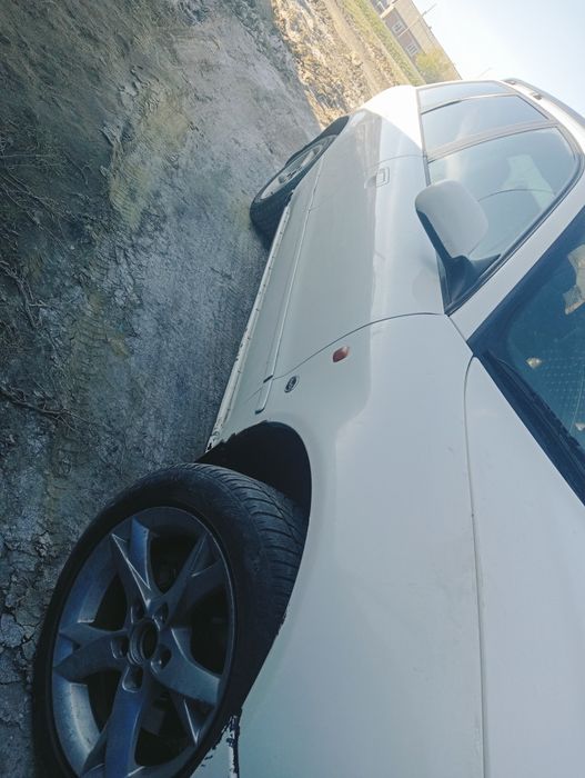 Продам.     Ауди А4