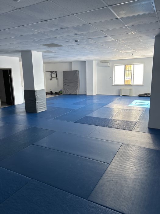 Сдам зал БЦ Фаворит