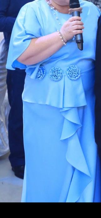 Продам нарядные красивые платья