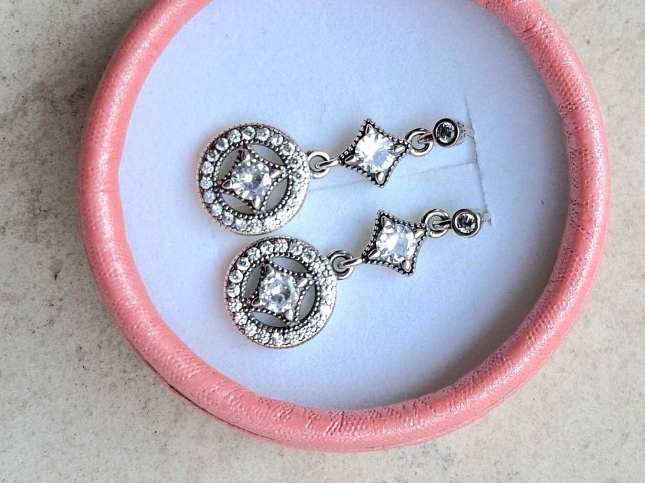 Србърни обици с цирконии
