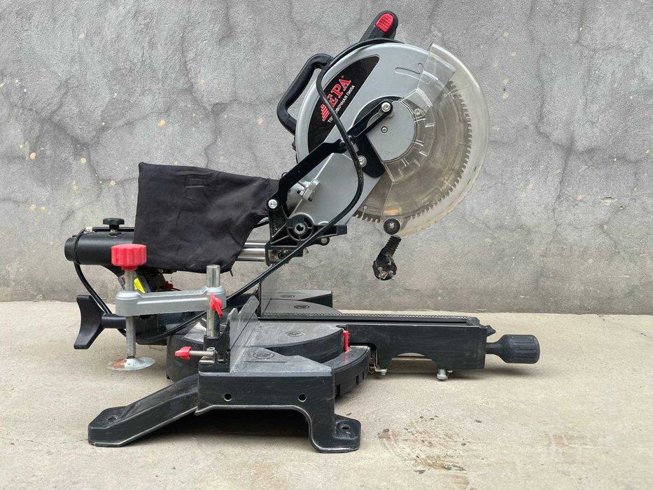 Продается пила торцовочная EPA ETP-1025-4, 1800 Вт Б/У И Фрезер EPA