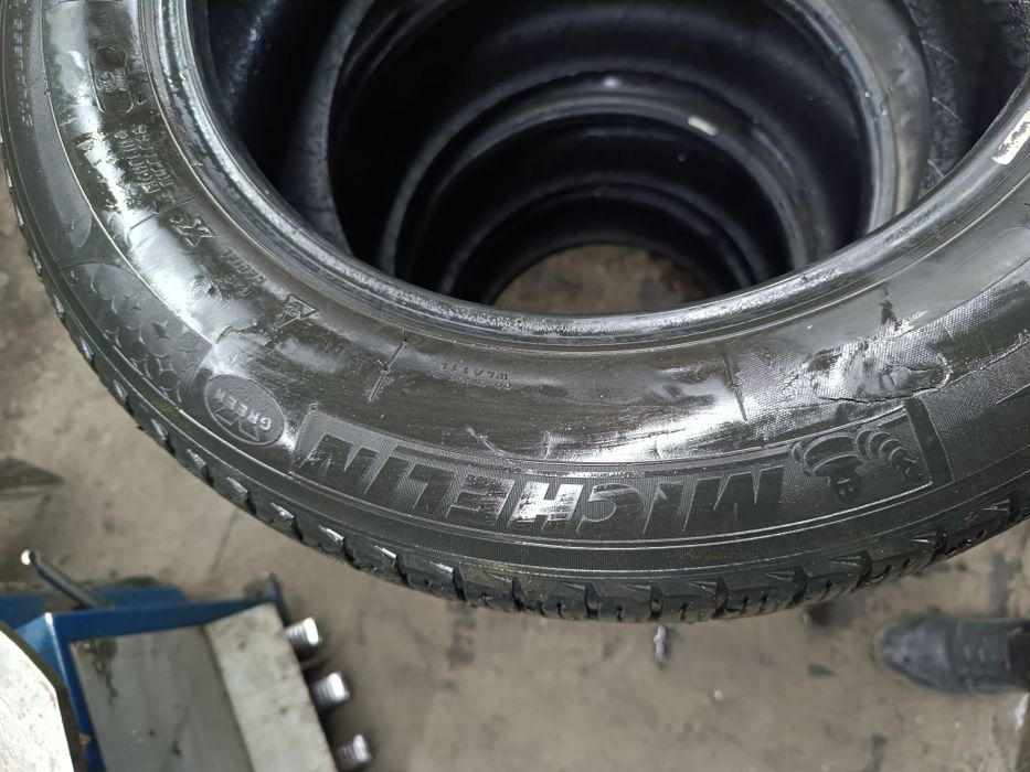 Продам комплект 225 60 R 17