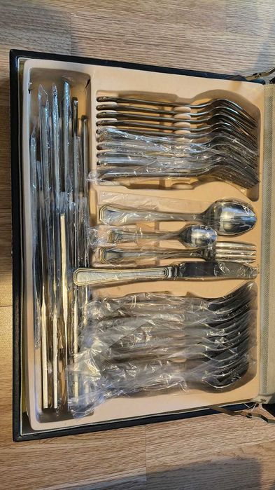 Set tacamuri Von Steiner - NOU