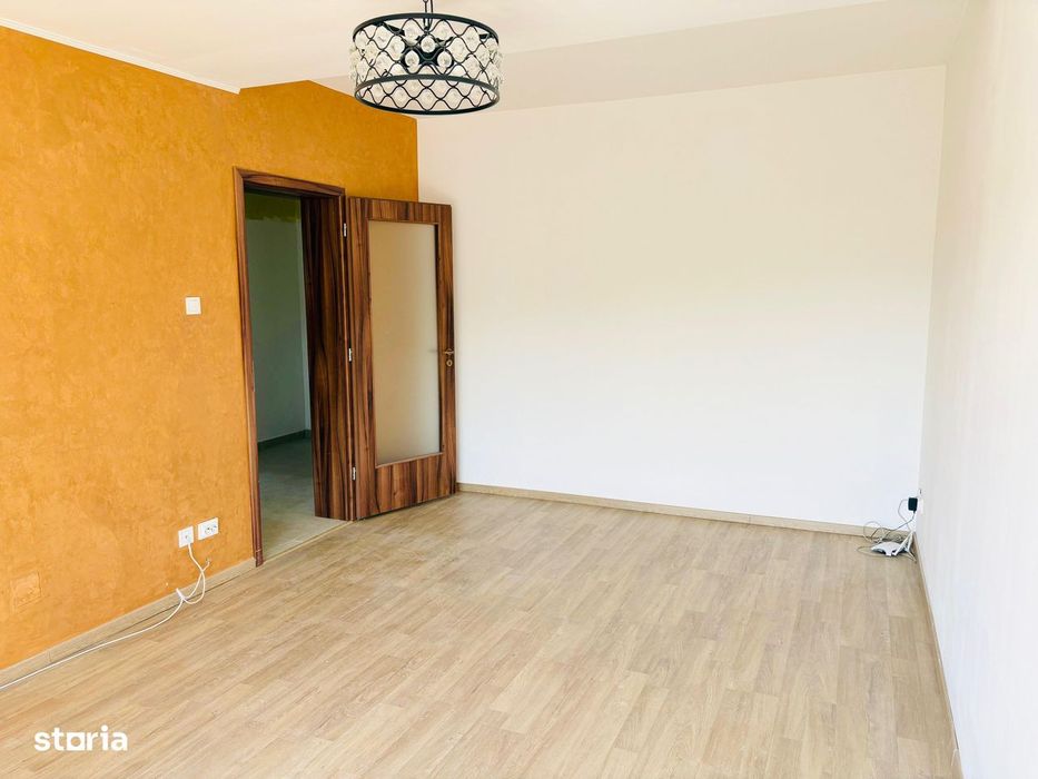 Apartament 2 CD Poitiers Frumoasa Bloc nou, Parcare, Curte privata