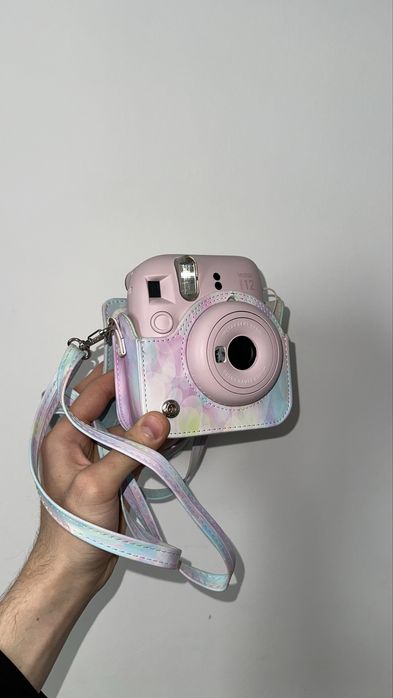 Instax mini 12 продам