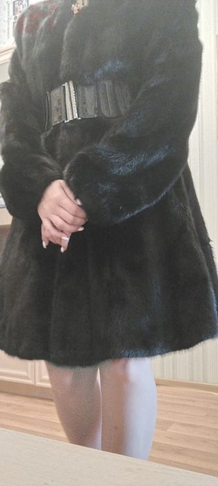 Продам норковую шубу