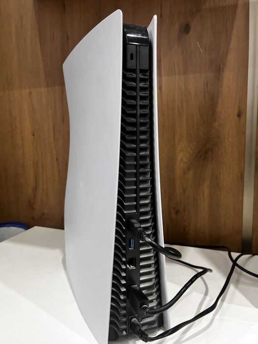 Продоется ps5 fat в новом стостоянии