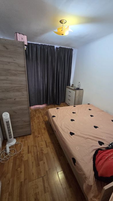 Vand apartament 2 camere decomandat, zona Rovine