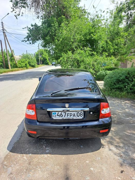 Приора 2012 хэтчбек