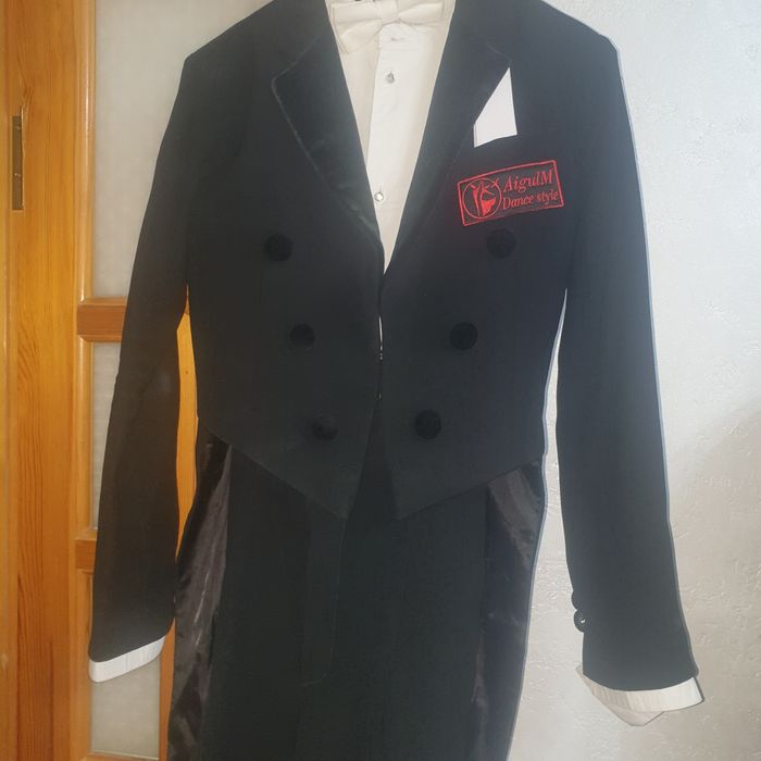 Фрак для спортивных бальных танцев