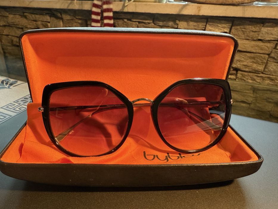 Слънчеви очила Byblos