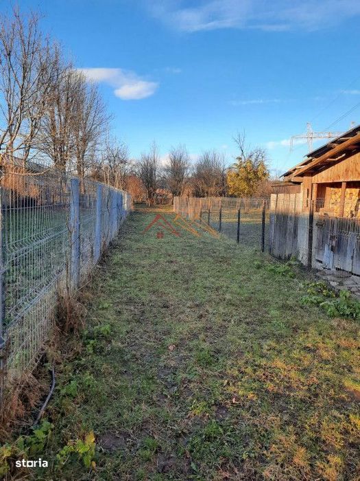 Teren Intravilan, 757 mp, perfect plan, imprejmuit, Brebu Central, PH