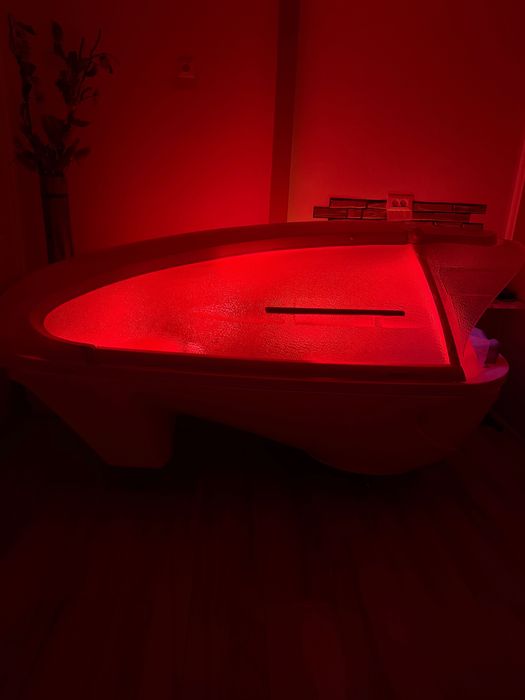 Vând capsulă Dermalife  SPA-JET 2G