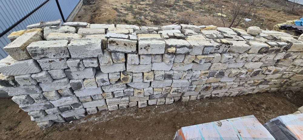 Продам б/у ракушняк находится на кирпичном