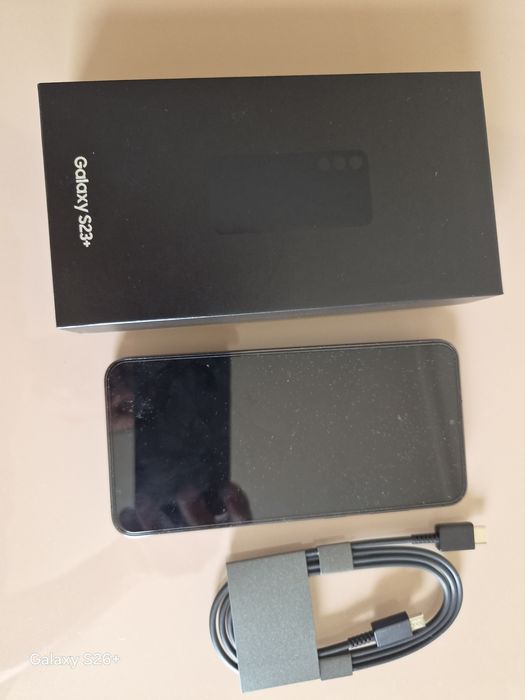 Telefon samsung s 23 plus