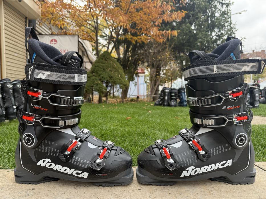 Малко употребявани ски обувки