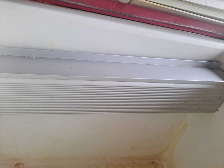 Lada frigorifica auto/rulota DOMETIC si Electrolux, ambele 12V / 220V si gaz la 30 mbar