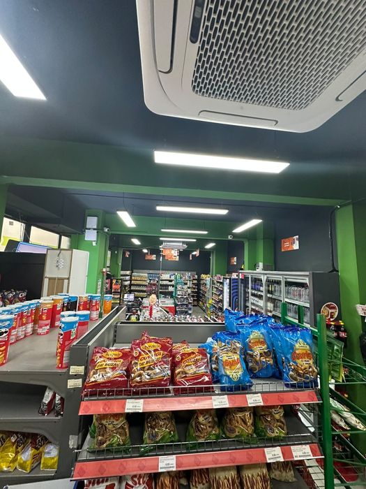 Se vinde afacere! Magazin mixt,suprafață totală de 135mp( 100-vanzare și 35-depozit) !