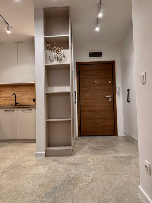 Дава се под наем Двустаен апартамент в София, Малинова долина - 80 кв.м за 850 € - Снимка #8