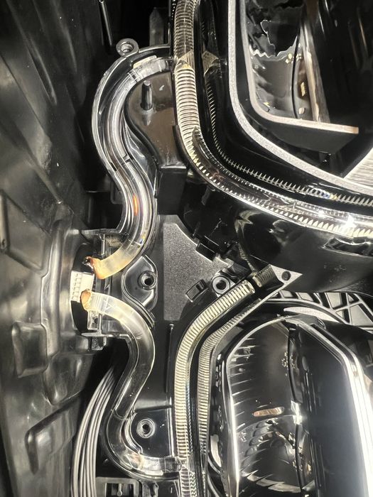 Reconditionare faruri BMW seria 5 7G30 G31, G11, G12, drl, Led, sticla