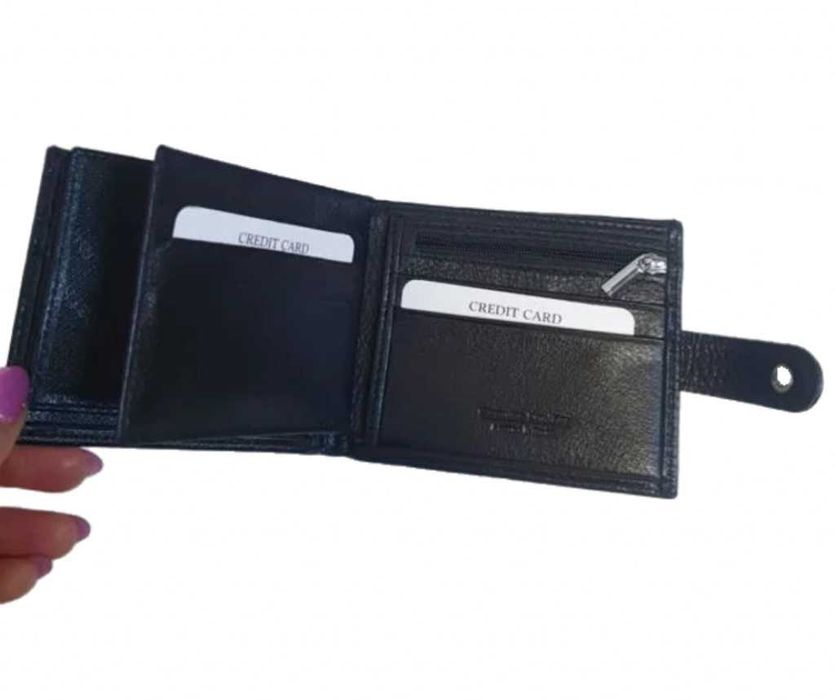 К.Портфейл "Big Bear " с класически дизайн и практични отделения