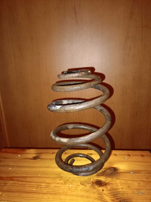 пружини задни Opel Astra F