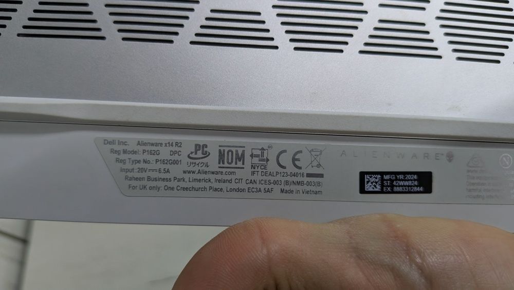 Alienware ноутбук