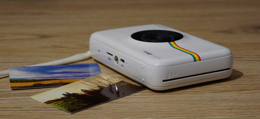Aparat foto digital Polaroid snap touch cu imprimarea pozei pe loc