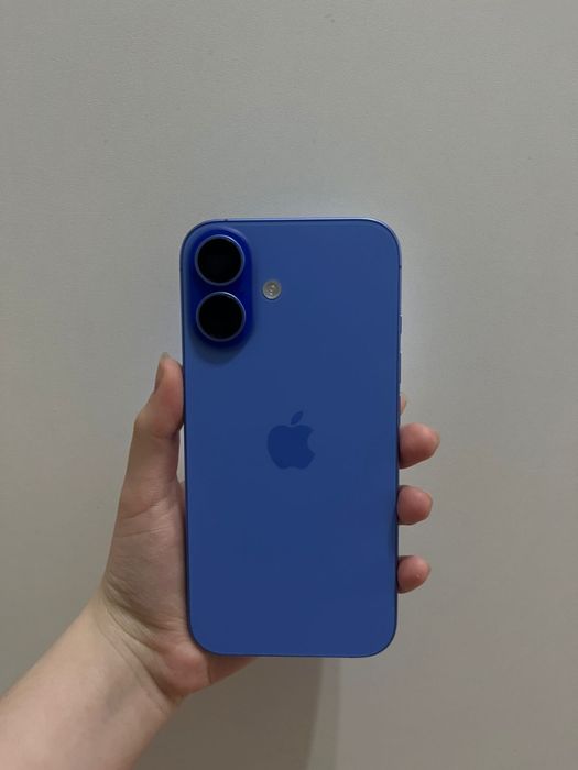 Iphone 16 ( 128 gb , blue , 100% )