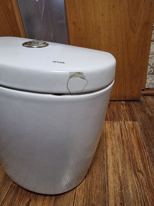 Сливные  бачки  унитаза