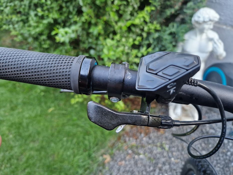 CUBE stereo hibrid 29 цола , карбон