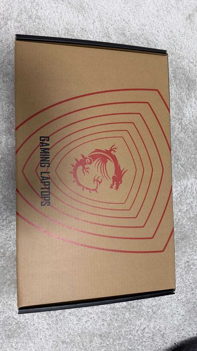 Лаптоп MSI Vector 16 HX – i9-13950HX / RTX 4080 / 32GB RAM / 1TB SSD