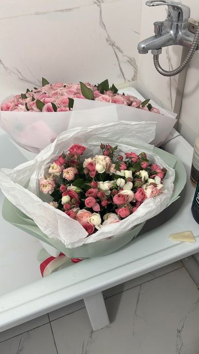 Букет густовые розы