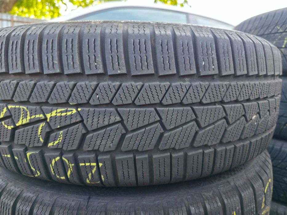 4 Anvelope de IARNA - 205/65/17 100H XL - Continental * OEM BMW X1 X2 - CA NOI - DOT 2025 !