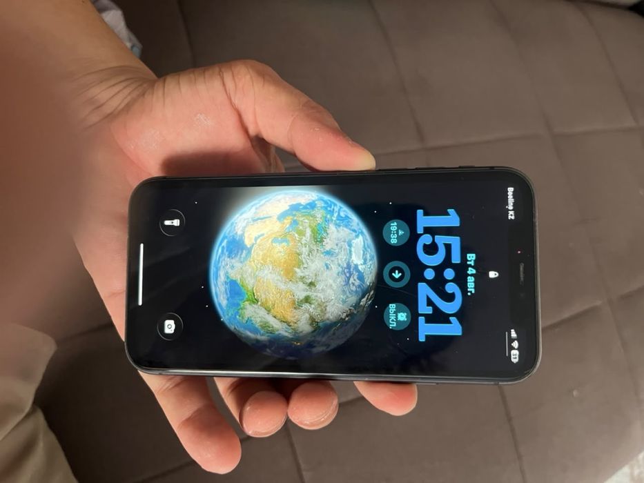 Срочно продаетс Iphone 11, 128gb с гарантией